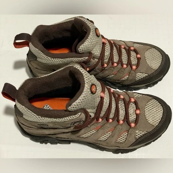 Merrell Moab Women’s Bungee Cord Mid Shoes